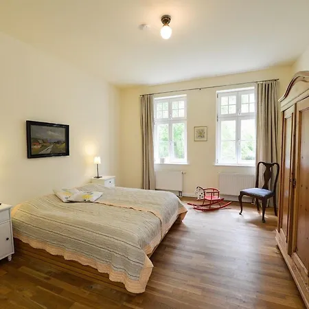 In Der Ersten Etage Des Herrenhauses By Interhome Διαμέρισμα *