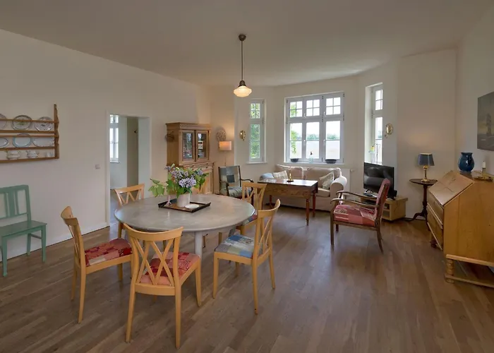 Διαμέρισμα In Der Ersten Etage Des Herrenhauses By Interhome *